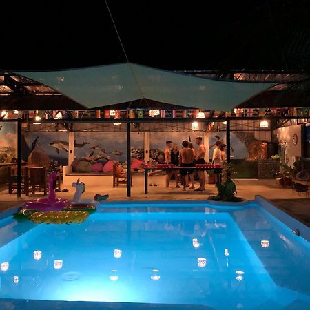 Ananas Guesthouse 몰볼 외부 사진