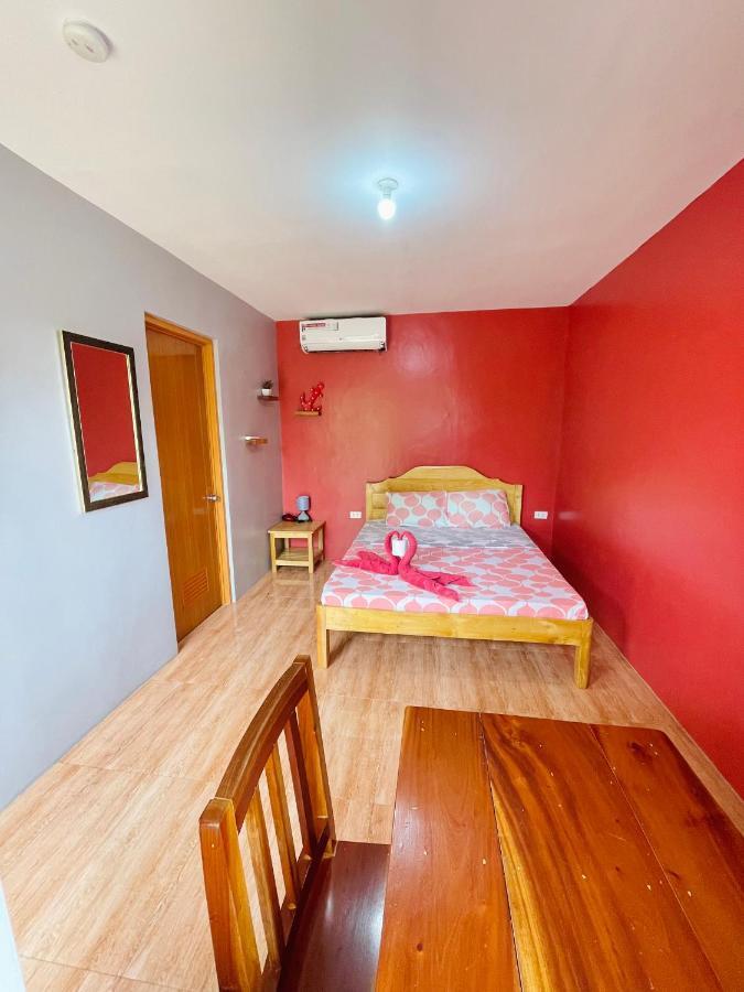Ananas Guesthouse 몰볼 외부 사진