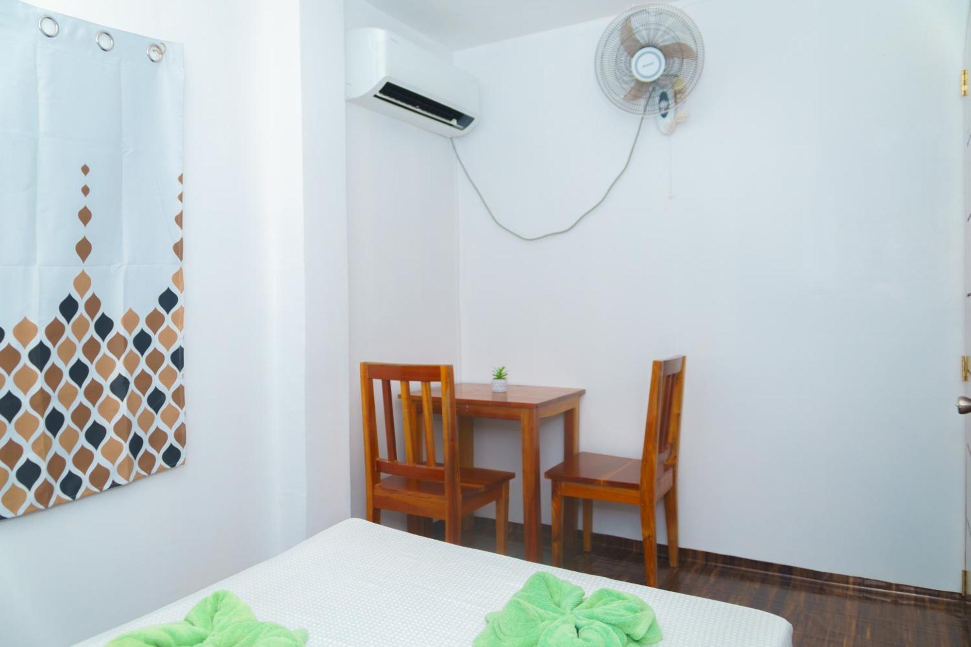 Ananas Guesthouse 몰볼 외부 사진