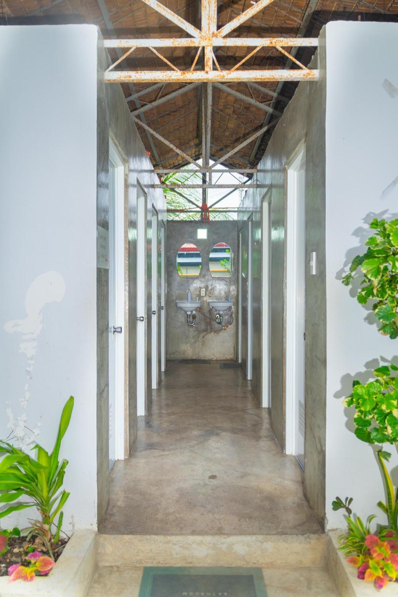 Ananas Guesthouse 몰볼 외부 사진