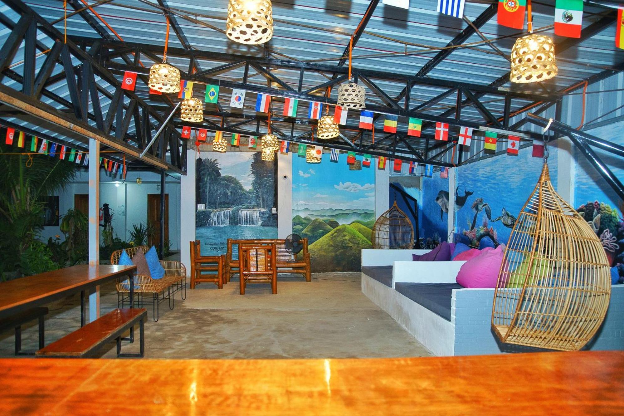Ananas Guesthouse 몰볼 외부 사진