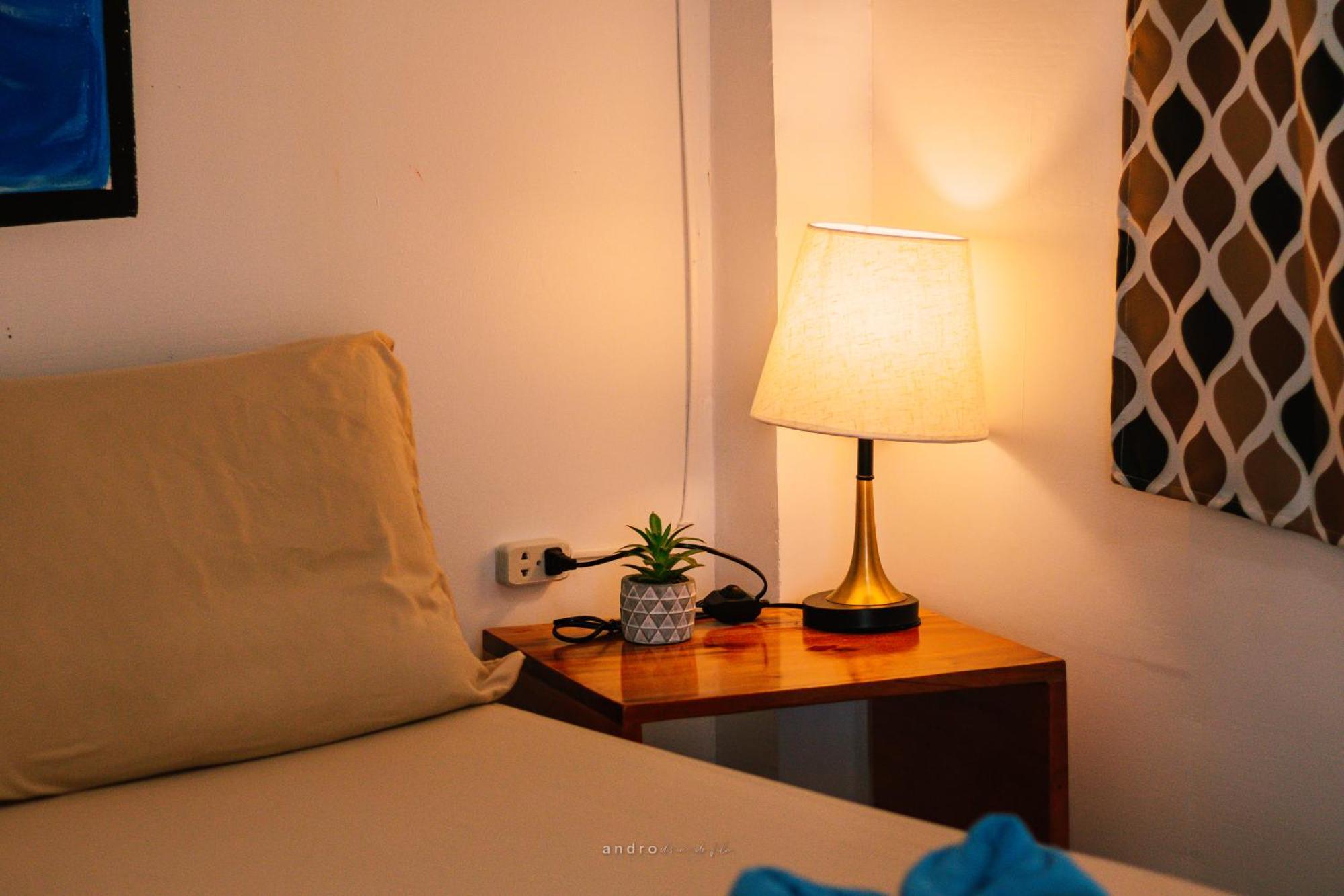 Ananas Guesthouse 몰볼 외부 사진